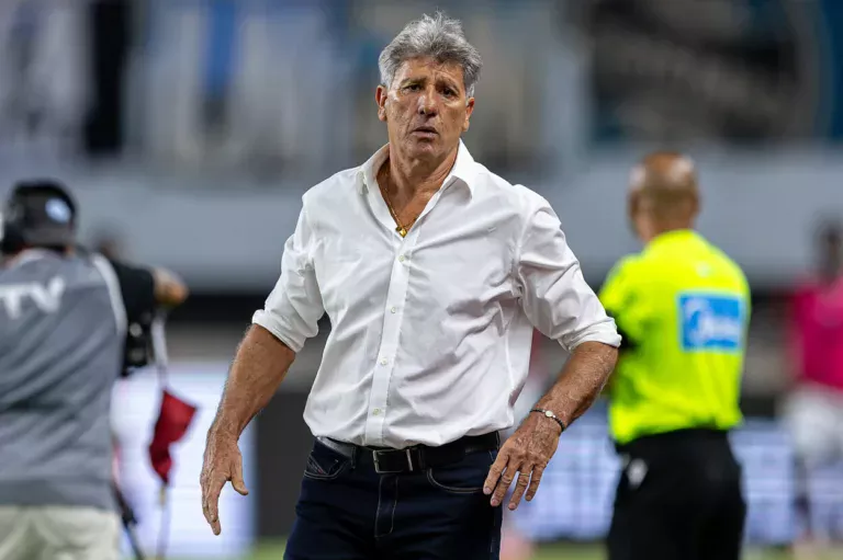 Renato Portaluppi, técnico do Grêmio — Renato Portaluppi — , técnico do Grêmio