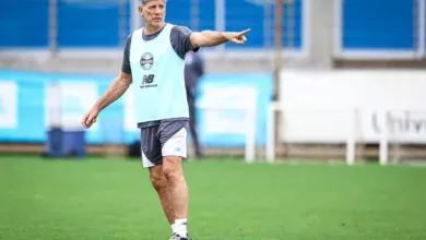 Grêmio divulga recado de Renato na véspera do Gre-Nal: "Amanhã é casa cheia" Renato Portaluppi, técnico do Grêmio — Renato Portaluppi — , técnico do Grêmio