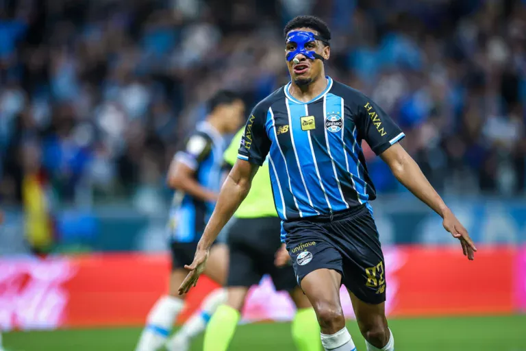 Wallace, zagueiro do Grêmio — Wallace — , zagueiro do Grêmio