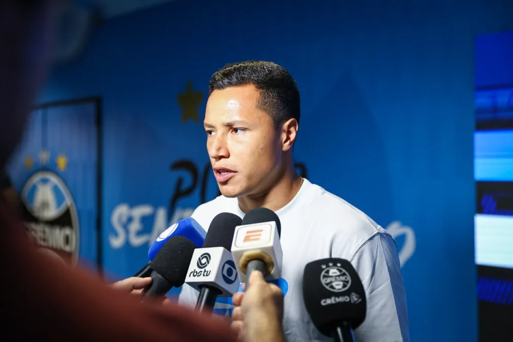Marlon, lateral do Grêmio