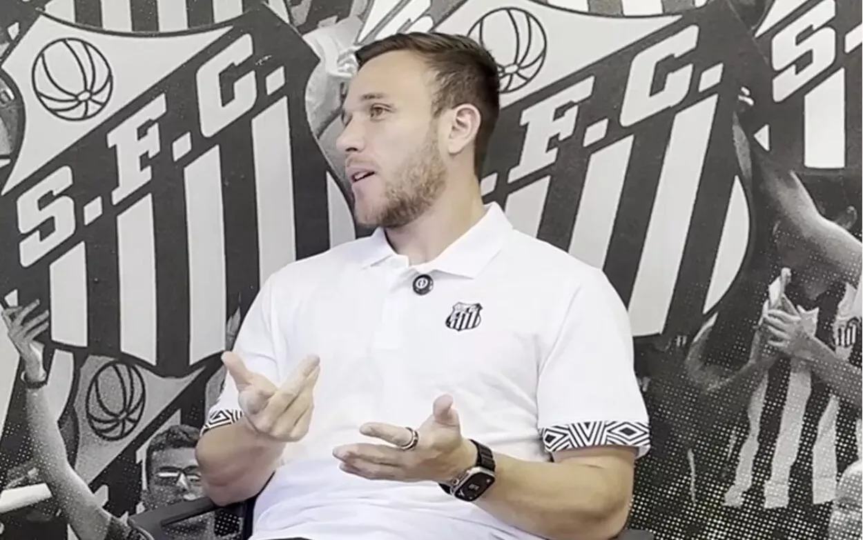 Arthur de Santos e Grêmio