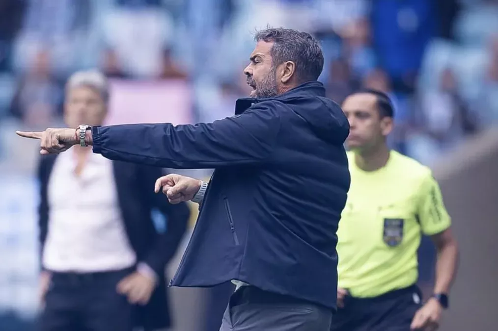 Grêmio perde em casa