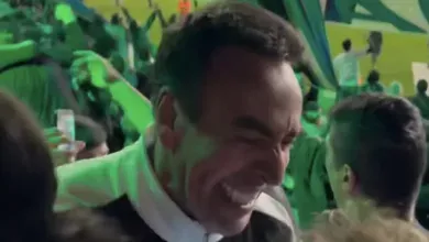 Marcelo Marques é visto no Couto Pereira e vibra muito com vitória do Grêmio Marques do Grêmio