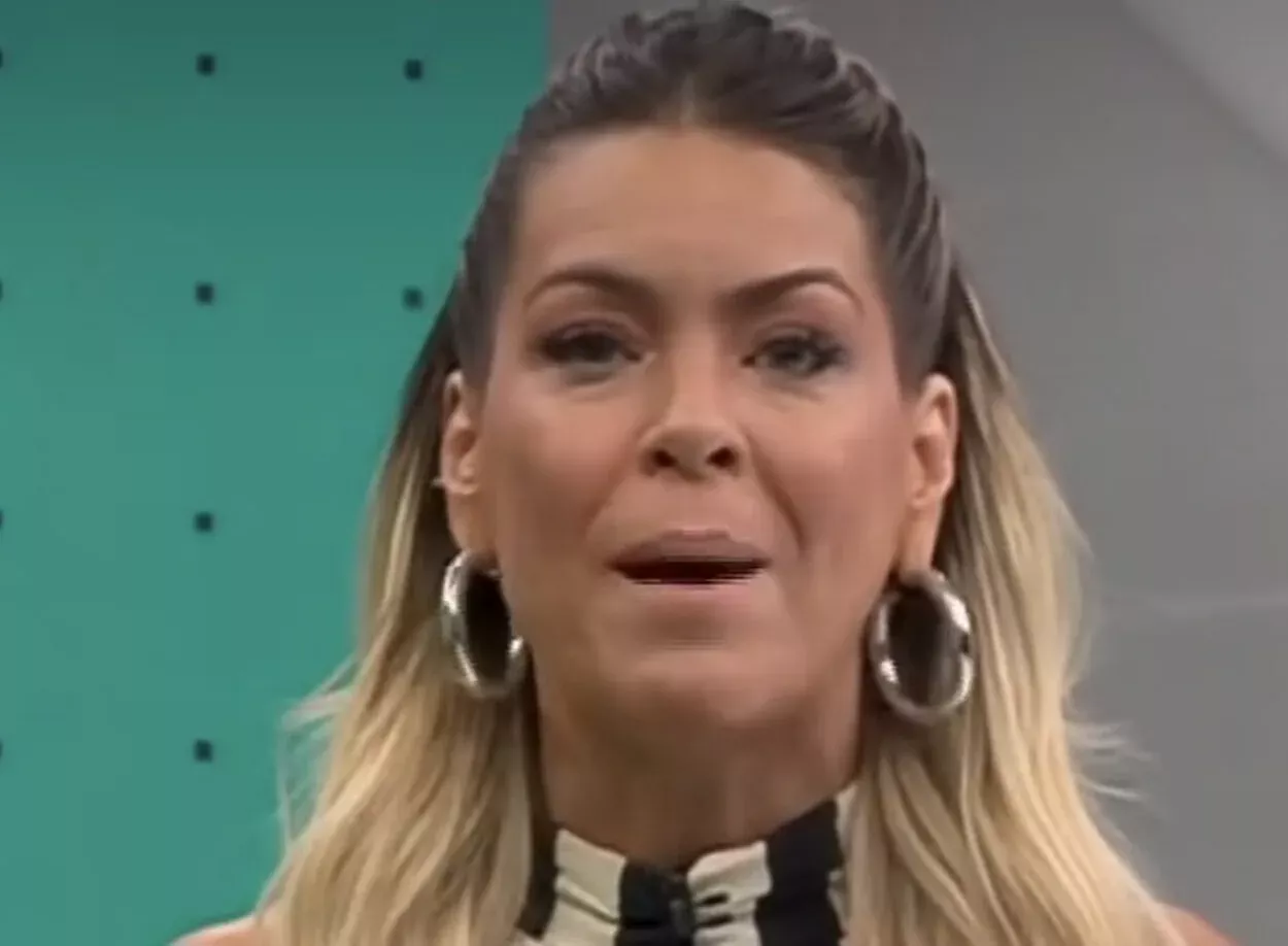 Renata Fan, apresentador