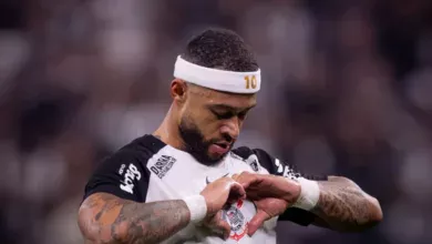 Neto pressiona Memphis antes de Inter x Corinthians e diz que Lingaard deveria ir a pé Memphis Depay jogador do Corinthians Foto-Rodrigo-Coca.
