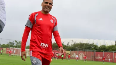 Jairo Winck informa que Mercado já decidiu não sair do Inter em caso de rebaixamento Gabriel Mercado, zagueiro do Inter