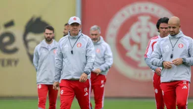 Inter promove profissional do Sub-20 para a comissão de Eduardo Baptista Eduardo Baptista, técnico do Inter