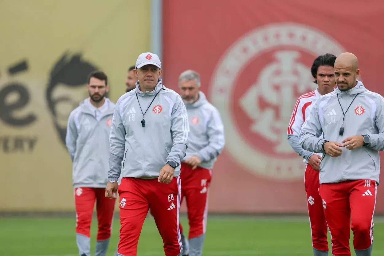 Eduardo Baptista, técnico do Inter