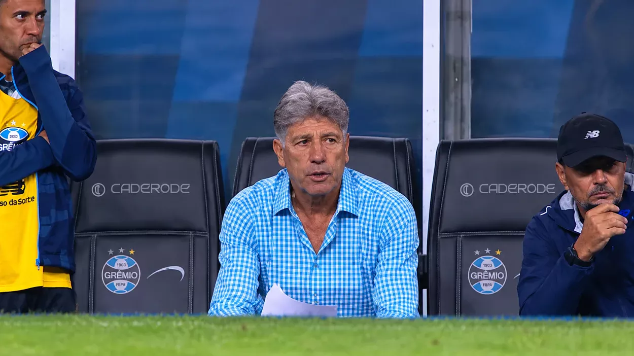 Renato Portaluppi, técnico do Grêmio — Renato Portaluppi — , técnico do Grêmio