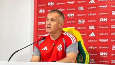 Eduardo Baptista, técnico do Inter