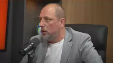 Barcellos fala de arbitragem antes do Gre-Nal e vê Grêmio ajudado: "Pênalti claríssimo" Alessandro Barcellos, presidente do Inter — Presidente Alessandro Barcellos pelo Inter