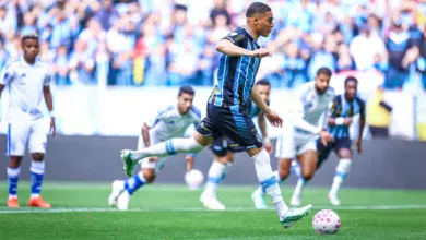 Carlos Vinícius, atacante do Grêmio