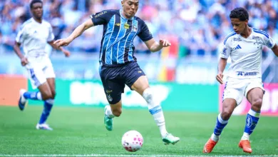 Duda Garbi: Carlos Vinícius encaminha saída do Grêmio para jogar no Vasco Carlos Vinícius, atacante do Grêmio
