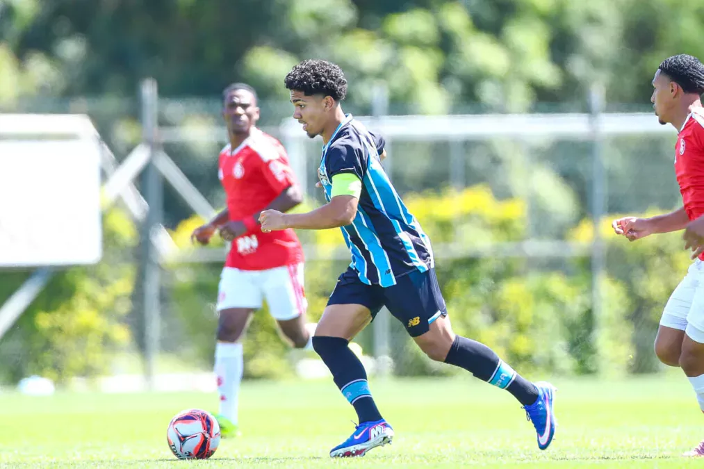 João Borne pelo Grêmio