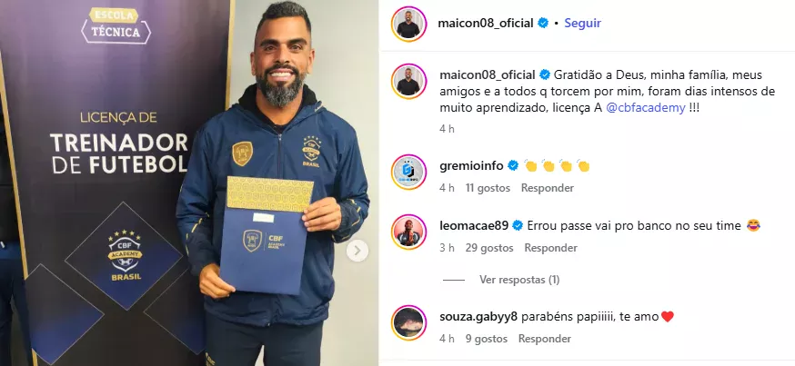 Maicon conclui curso de treinador da CBF e recebe recados de ex-colegas do Grêmio