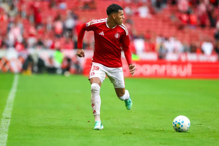 Braian Aguirre, lateral do Inter
