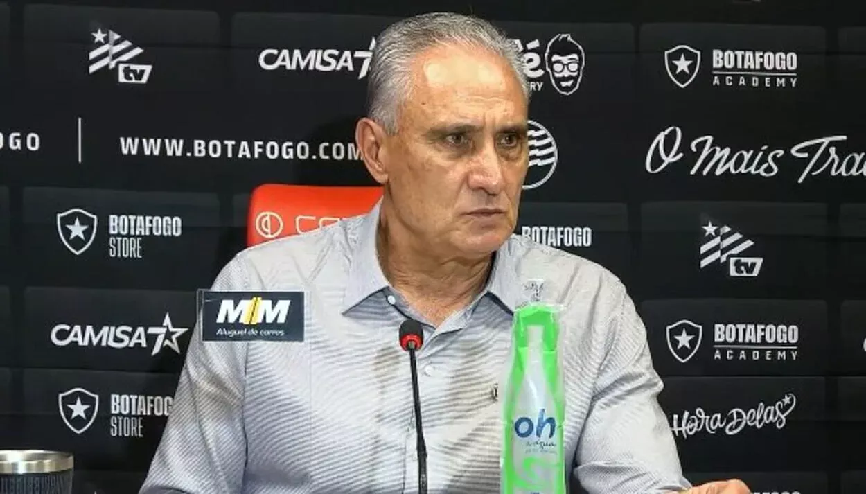 Tite, técnico de outro clube