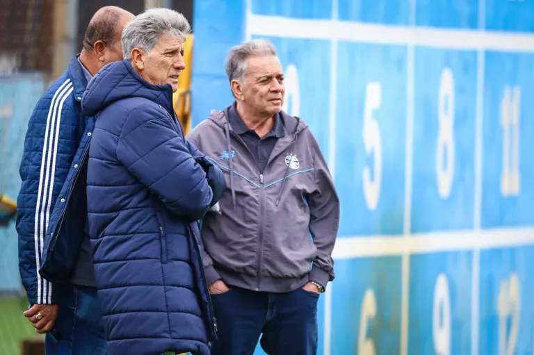 Renato Portaluppi, técnico do Grêmio e Paulo Pelaipe, diretor executivo de futebol do Grêmio