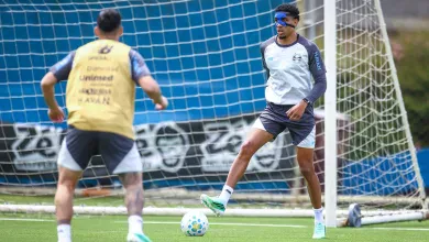 Wallace, zagueiro do Grêmio
